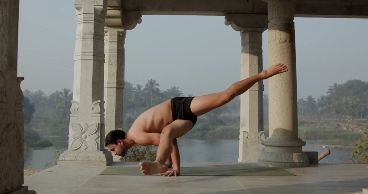 Eka Pada Koundinyasana II