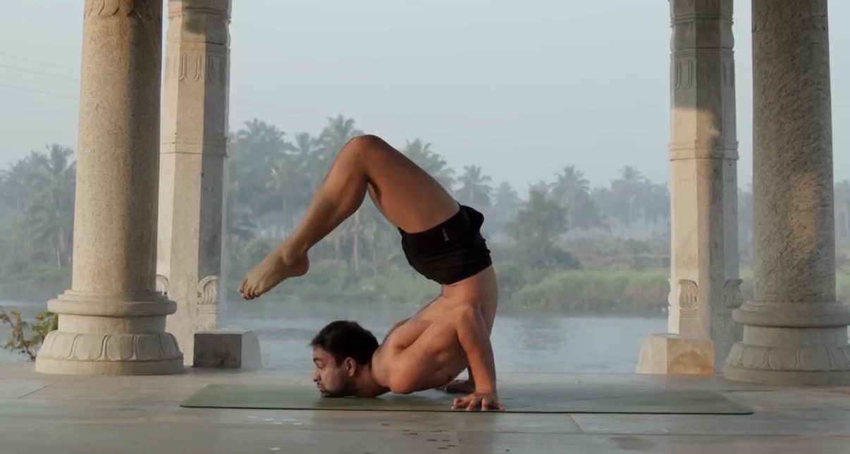 Ganda Bherundasana